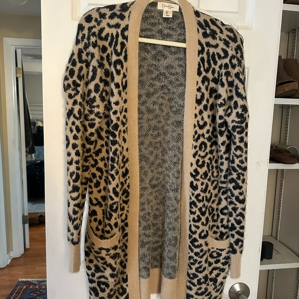 Chic Leopard Print Sweater Cardigan